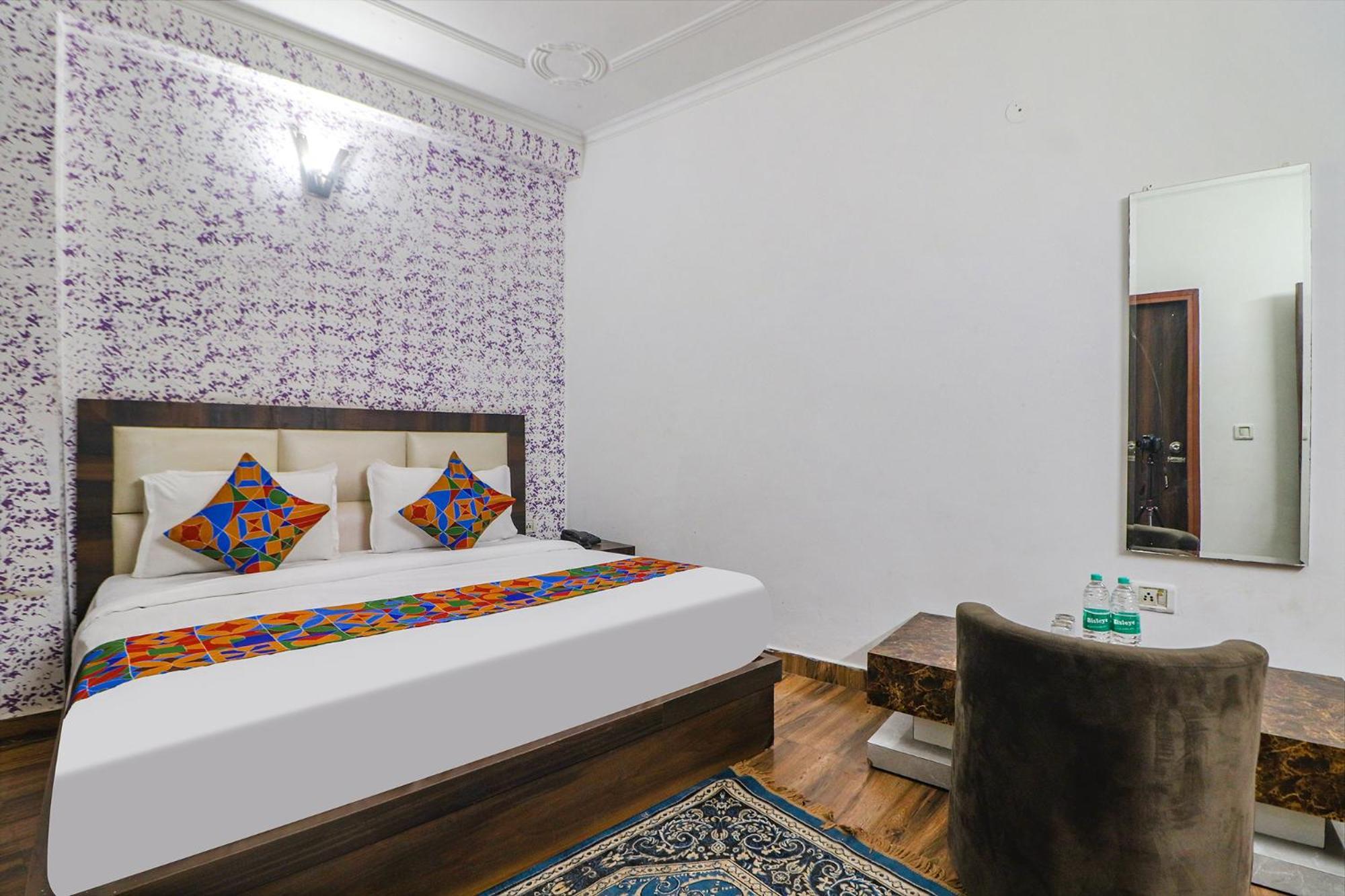 Hotel Fabexpress Sinon Nueva Delhi Exterior foto