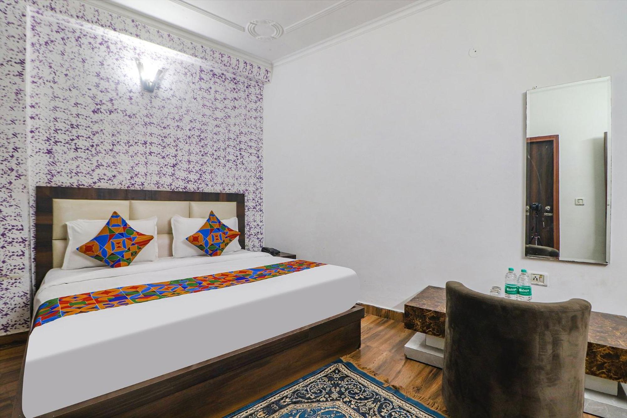 Hotel Fabexpress Sinon Nueva Delhi Exterior foto